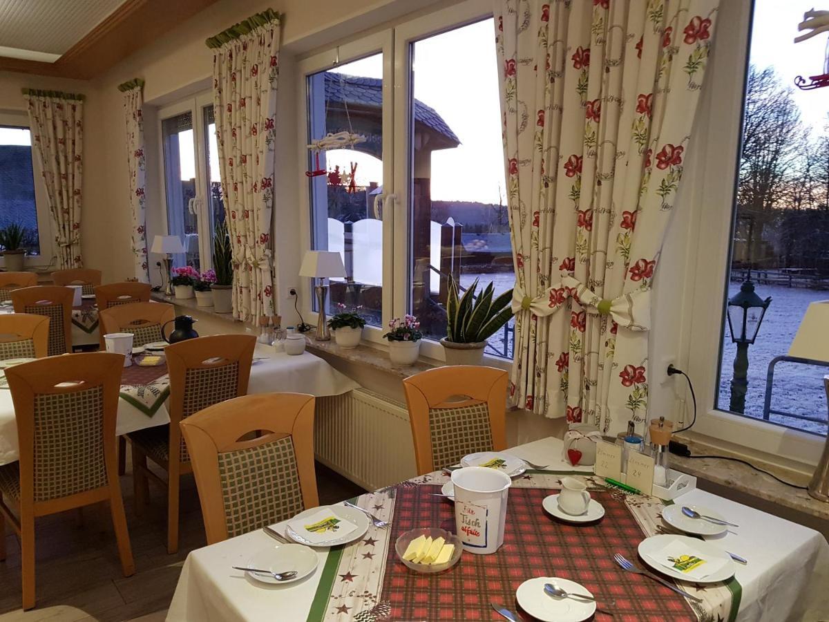 Landhotel Gasthof Zur Post Langewiese Extérieur photo